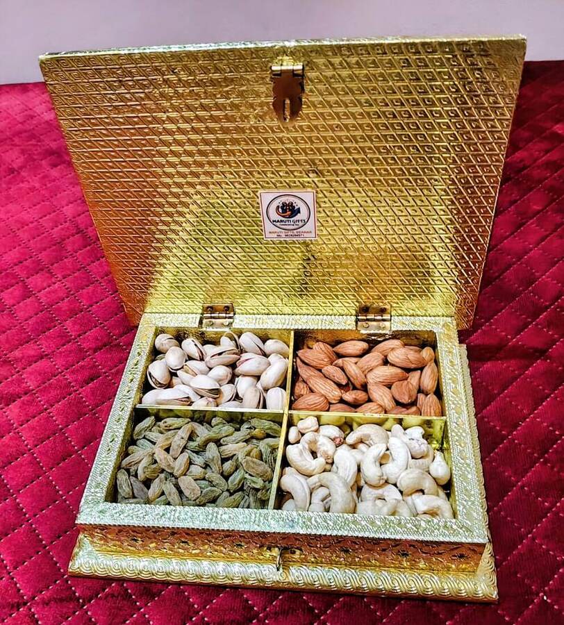 Gold Maruti Gifts box